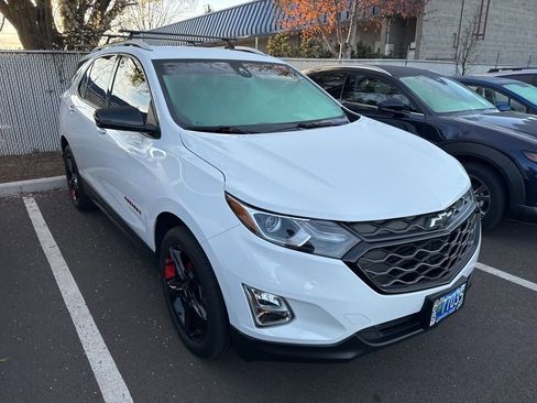 Used 2020 Chevrolet Equinox Premier w/ Premier Redline Edition image 4