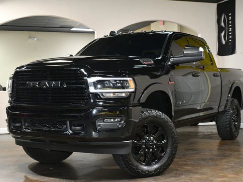 Used 2022 RAM 2500 Laramie AWD/4WD image 4