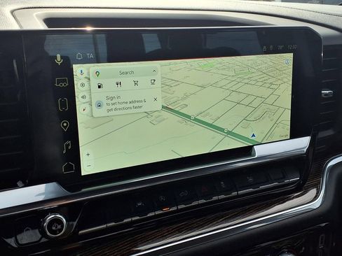 Used 2025 GMC Sierra 1500 SLE image 10