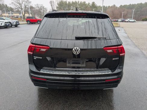 Used 2021 Volkswagen Tiguan SE R-Line image 4
