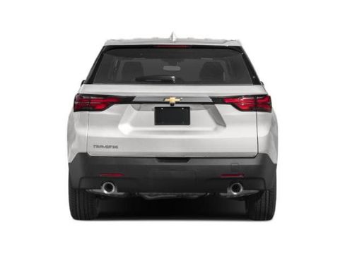 Used 2023 Chevrolet Traverse Premier FWD image 9