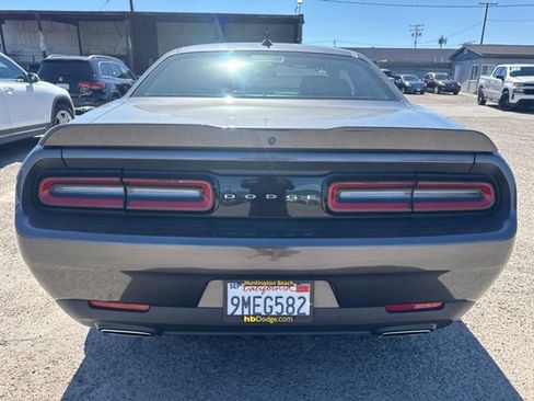 Used 2021 Dodge Challenger SXT w/ Plus Package RWD image 6