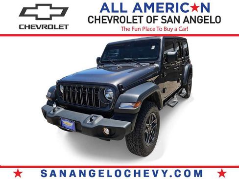 Used 2025 Jeep Wrangler Unlimited Sport AWD/4WD image 1