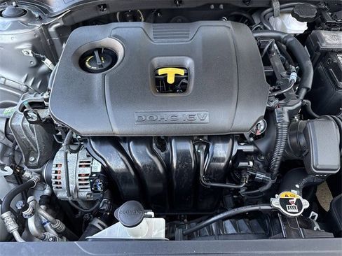 Used 2024 Kia Forte LXS image 30