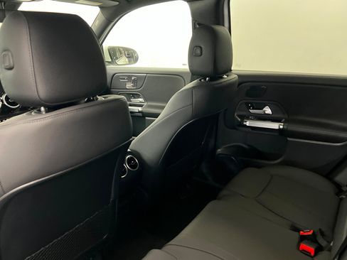 New 2026 Mercedes-Benz GLB 250 4MATIC image 19