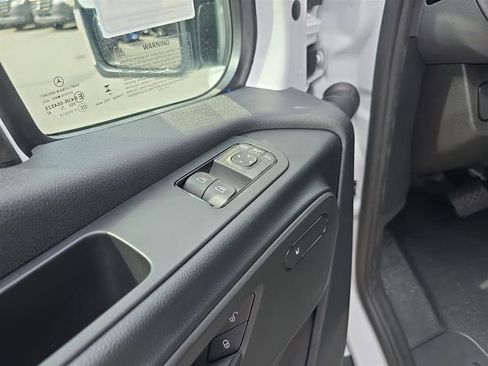 New 2025 Mercedes-Benz Sprinter 2500 image 17