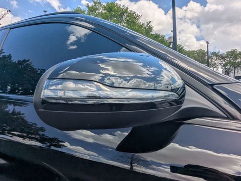 Certified 2021 Mercedes-Benz GLC 300 image 22