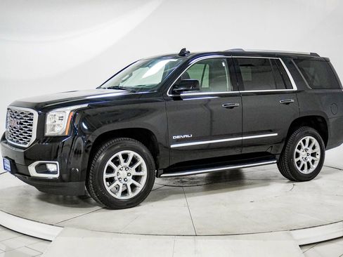 Used 2020 GMC Yukon Denali AWD/4WD image 3