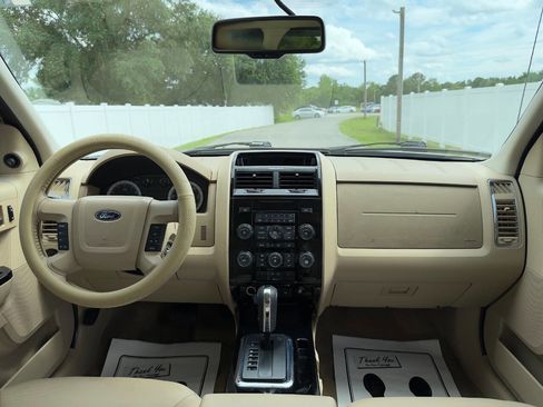 Used 2008 Ford Escape Limited FWD image 9