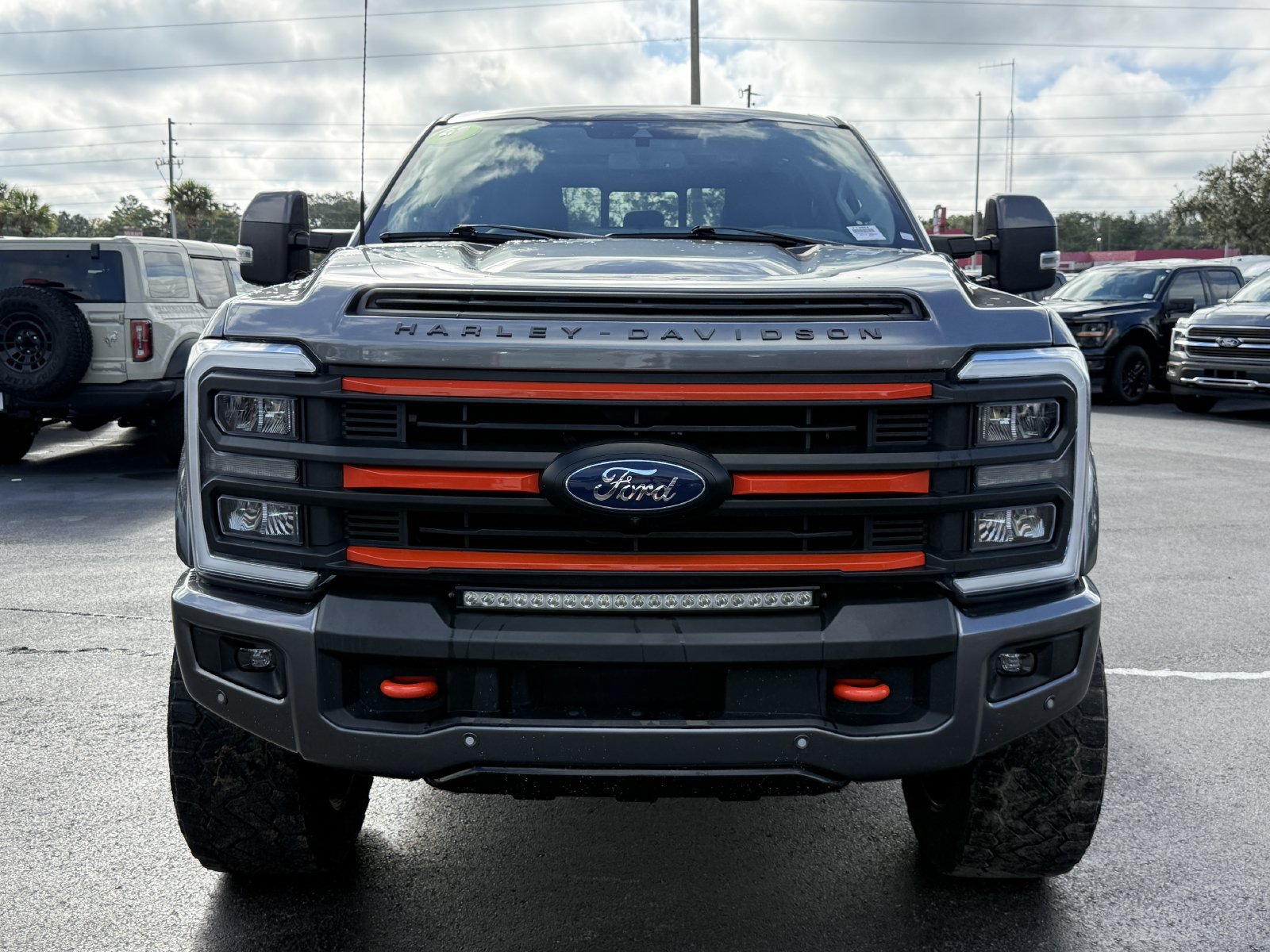Used 2023 Ford F250 Lariat w/ Lariat Ultimate Package AWD/4WD image 7