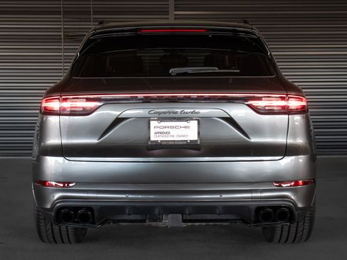 Certified 2023 Porsche Cayenne Turbo AWD/4WD image 7