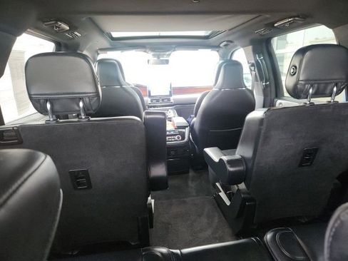 Used 2019 Lincoln Navigator Reserve AWD/4WD image 15