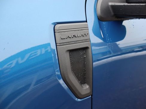 Used 2023 Ford Maverick Lariat w/ Lariat Luxury Package image 8