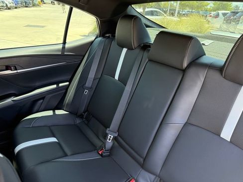 Used 2026 Toyota Camry SE w/ Convenience Package FWD image 31