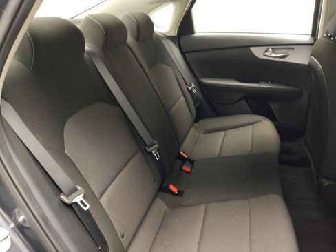 Used 2023 Kia Forte LXS image 19