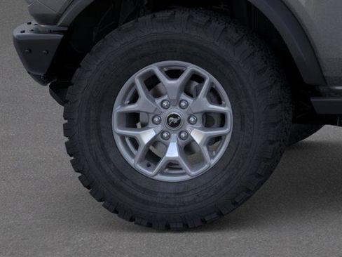 New 2025 Ford Bronco Badlands image 21