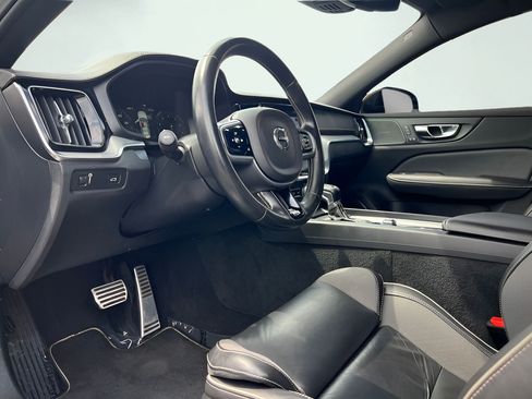 Used 2020 Volvo S60 T5 R-Design FWD image 58