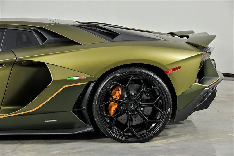 Used 2022 Lamborghini Aventador LP 780-4 Ultimae AWD/4WD image 9