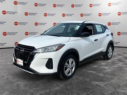 New 2025 Nissan Kicks S