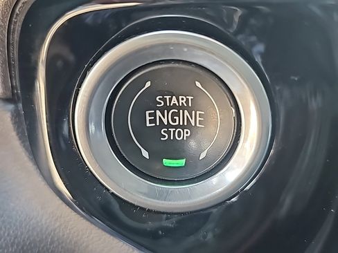 Certified 2023 Chevrolet Silverado 1500 RST image 23