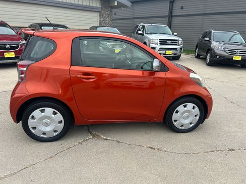 Used 2012 Scion iQ image 2