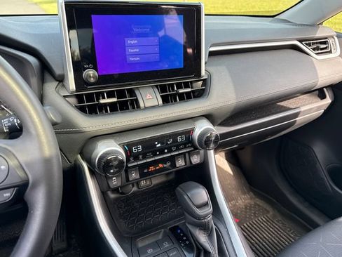 Used 2024 Toyota RAV4 XLE w/ Convenience Package AWD/4WD image 28