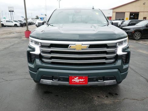 Used 2026 Chevrolet Silverado 1500 High Country w/ Technology Package AWD/4WD image 11