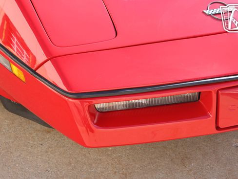 Used 1989 Chevrolet Corvette Coupe RWD image 25