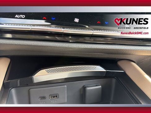 New 2026 Buick Envision Preferred image 28