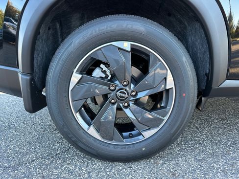 New 2026 Nissan Rogue SV w/ SV Premium Package image 17