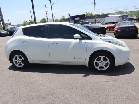 Used 2012 Nissan Leaf SL image 3