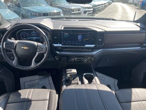 Used 2023 Chevrolet Silverado 1500 High Country w/ Technology Package image 24