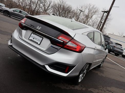 Certified 2018 Honda Clarity Plug-In Hybrid image 7
