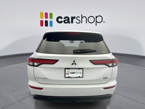 Used 2024 Mitsubishi Outlander SE Black Edition AWD/4WD image 23