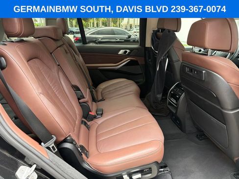 Used 2020 BMW X7 xDrive40i w/ Premium Package AWD/4WD image 27