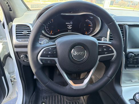 Used 2015 Jeep Grand Cherokee Altitude image 17