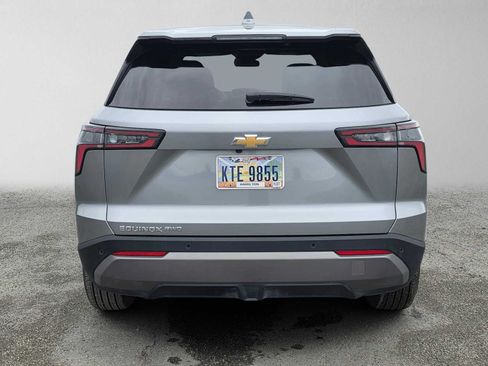 Used 2026 Chevrolet Equinox LT AWD/4WD image 4