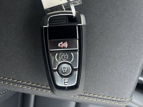 New 2025 Ford Bronco Badlands image 31