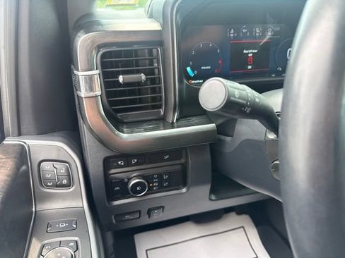 Used 2024 Ford F250 Lariat w/ Chrome Package AWD/4WD image 23