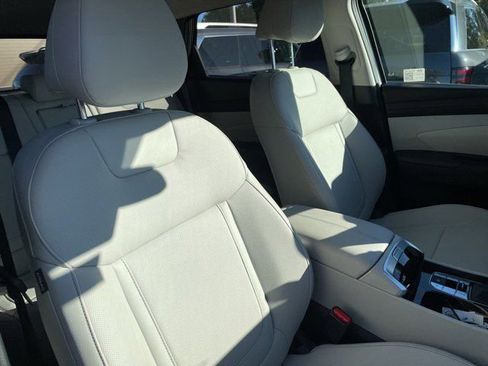 New 2025 Hyundai Tucson SEL image 10