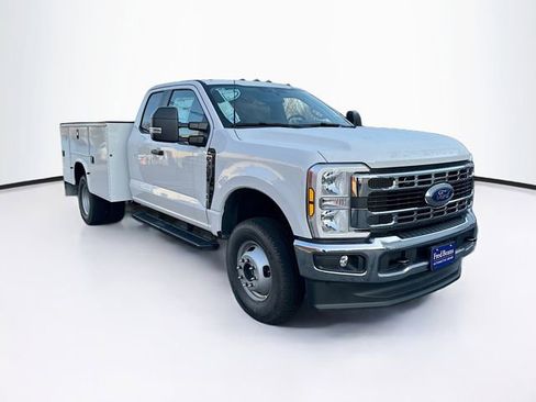 New 2025 Ford F350 XL w/ XL Chrome Package image 1