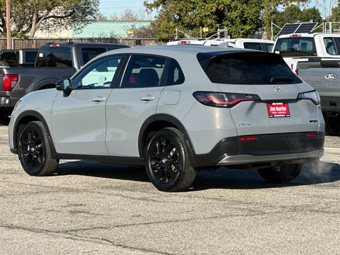 Used 2023 Honda HR-V Sport image 6