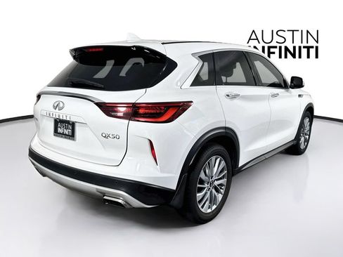 Certified 2023 INFINITI QX50 Pure FWD image 10
