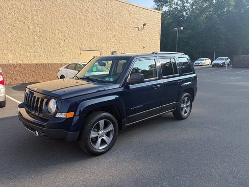 Used 2017 Jeep Patriot High Altitude AWD/4WD image 13