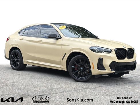 Used 2024 BMW X4 xDrive30i w/ Premium Package AWD/4WD image 1