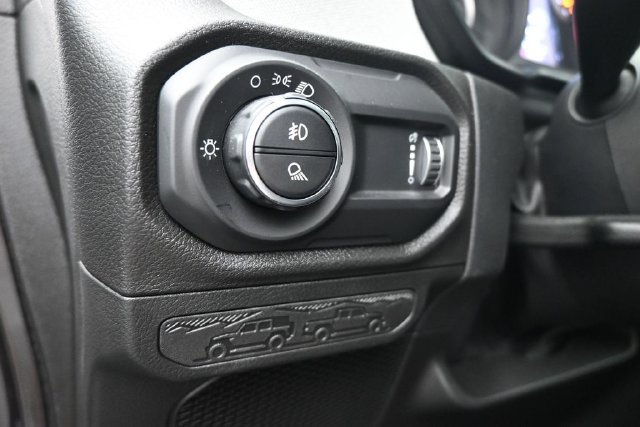 New 2026 Jeep Gladiator Sport AWD/4WD image 15