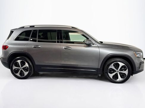 Certified 2025 Mercedes-Benz GLB 250 image 4