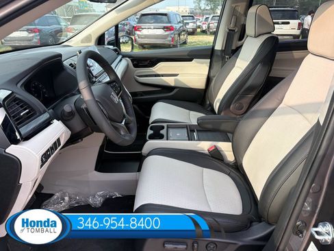 New 2026 Honda Odyssey Elite image 7