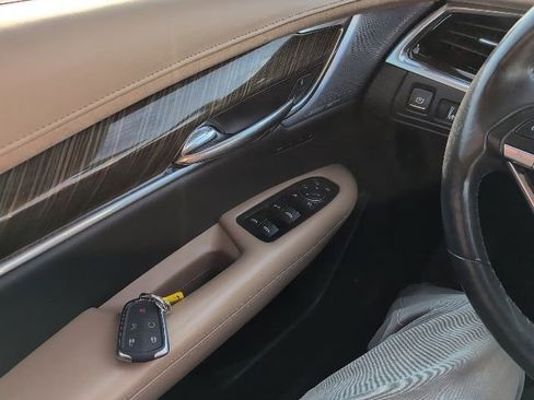 Used 2020 Cadillac XT6 Premium Luxury w/ Platinum Package image 10