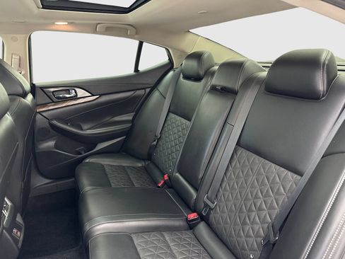 Used 2018 Nissan Maxima Platinum FWD image 36